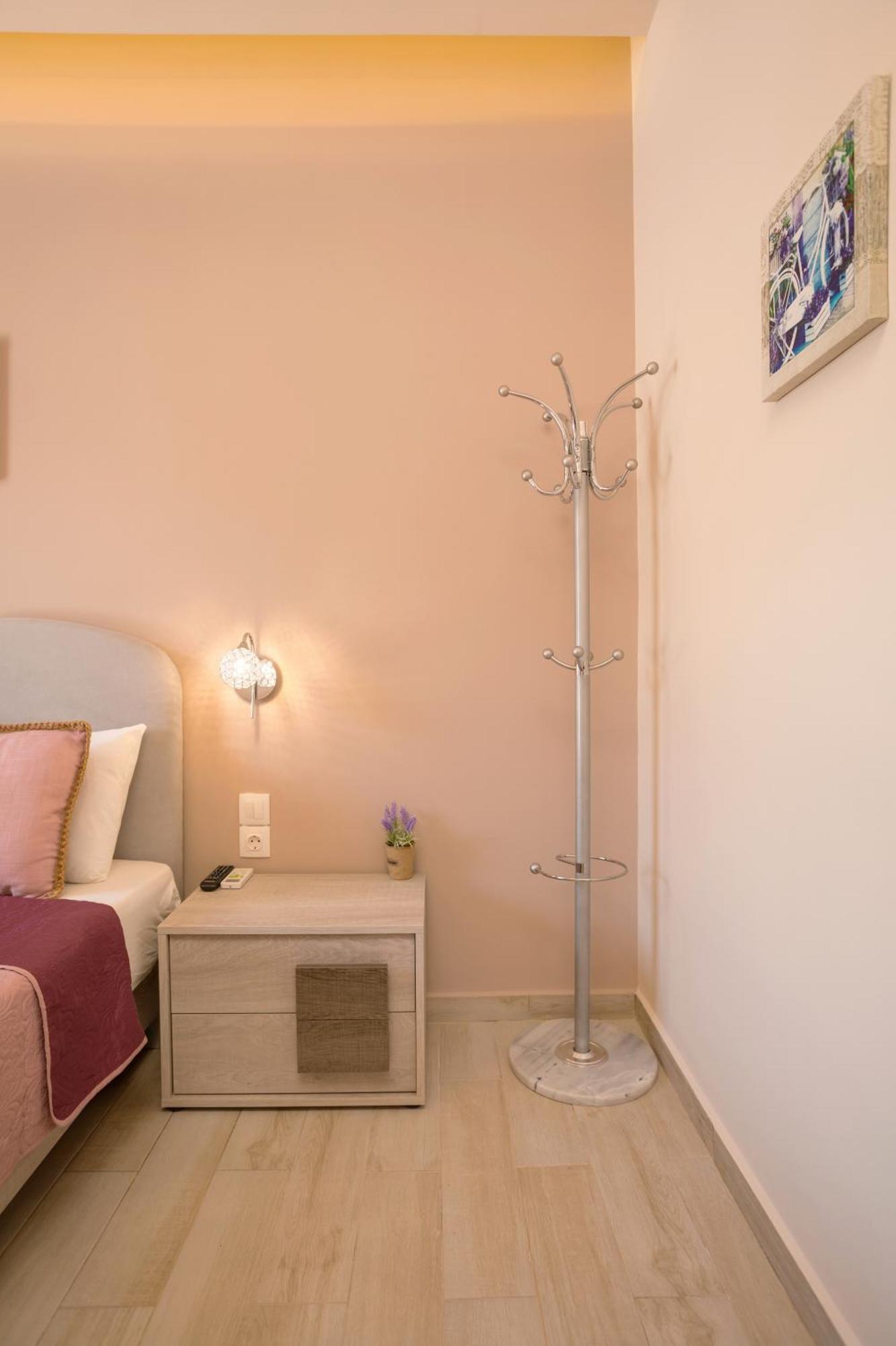 Mary Elen Boutique 4*